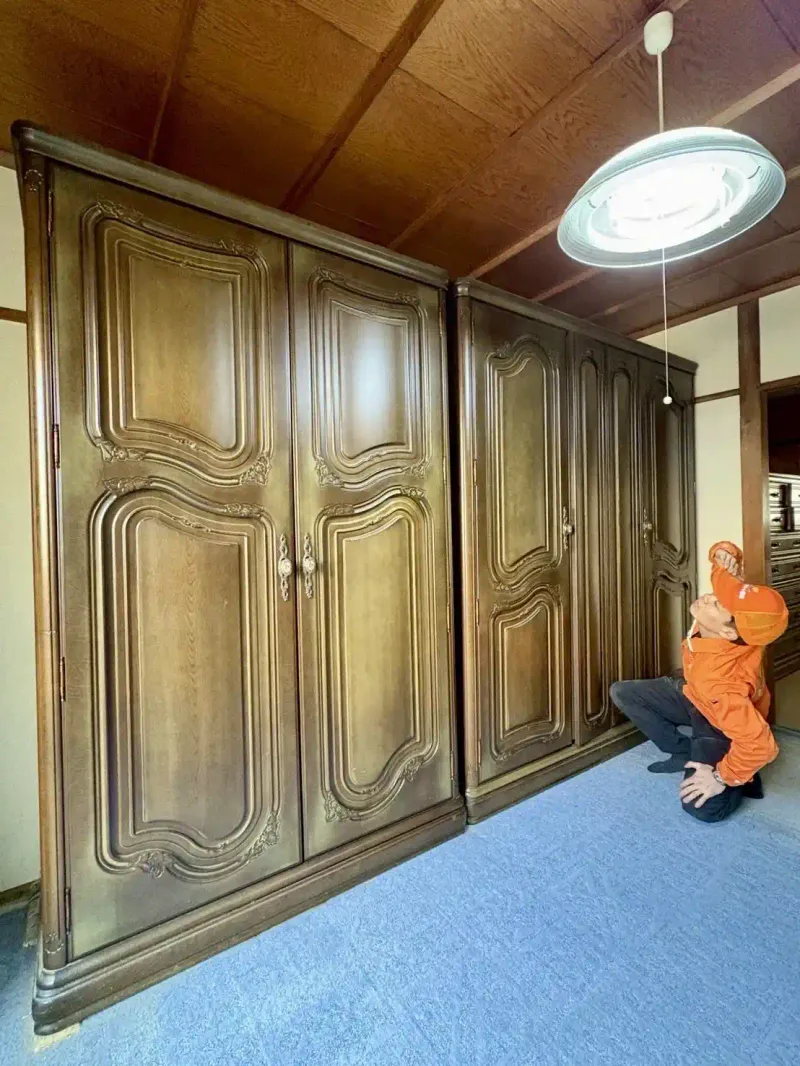 搬出が難しい大型家具の回収事例